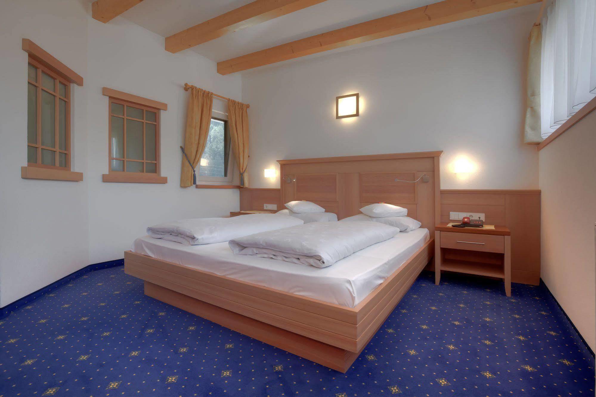 Hotel Residence Rose فيبيتينو المظهر الخارجي الصورة